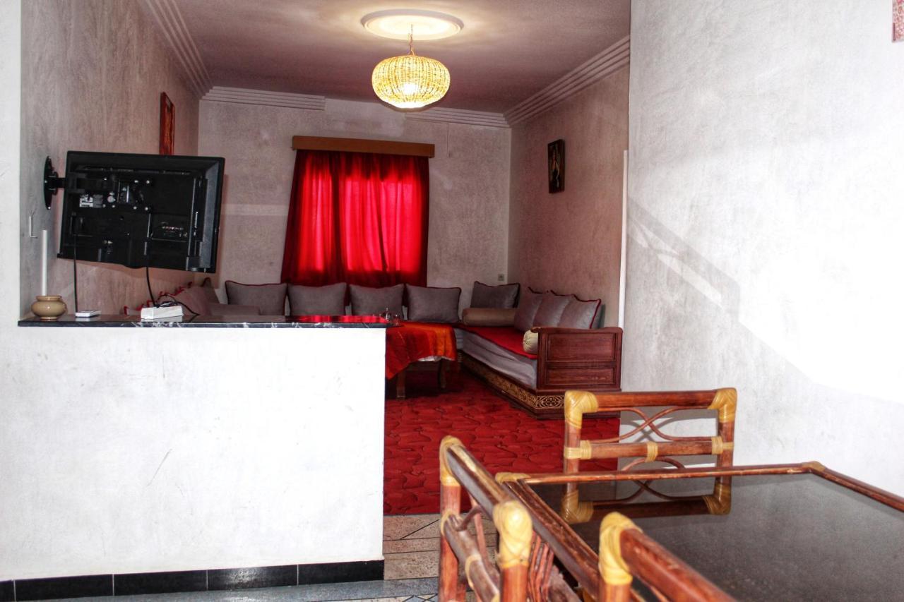 Appartement Afgo 우아르자자테 외부 사진