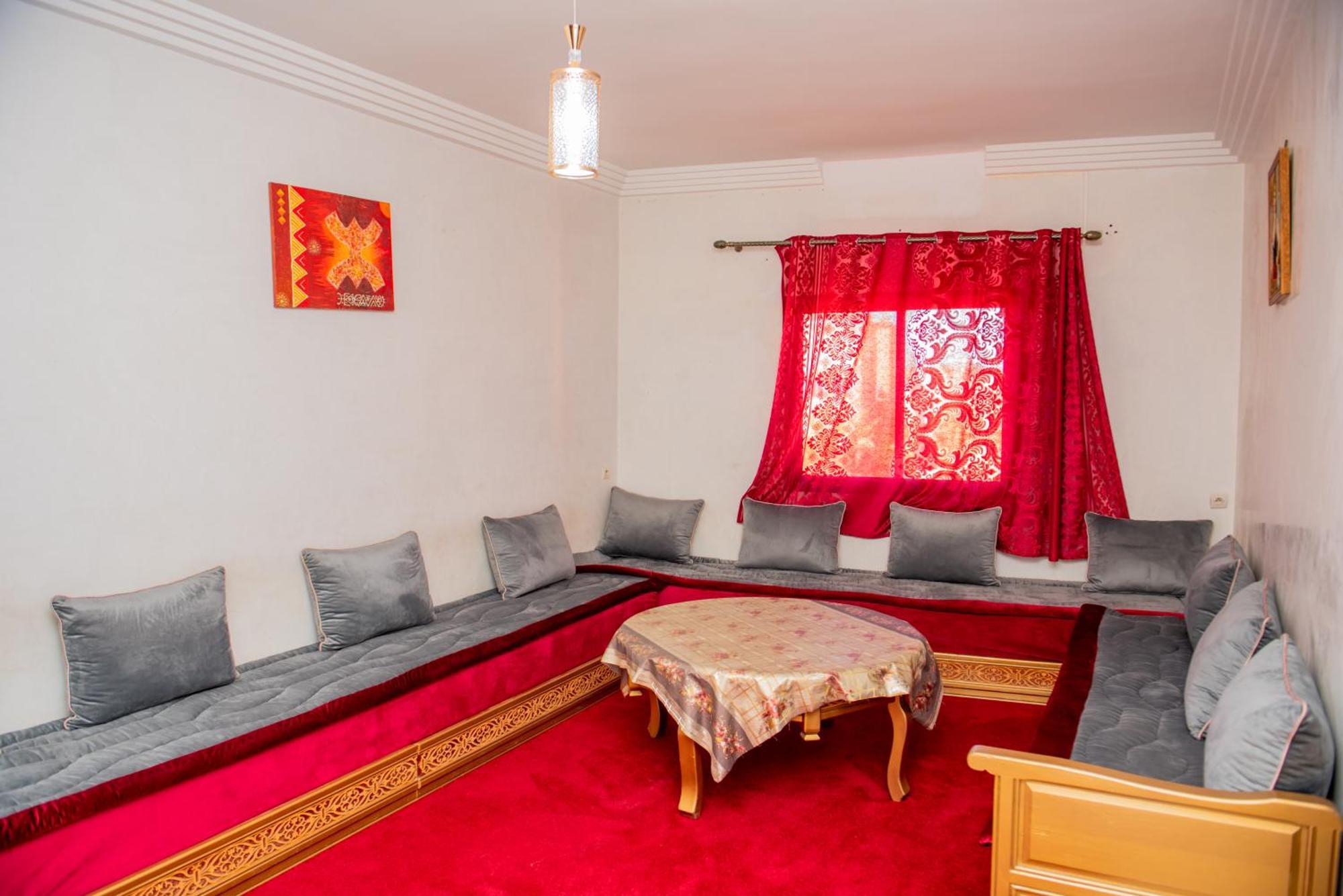 Appartement Afgo 우아르자자테 외부 사진